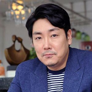 チョ・ジヌン