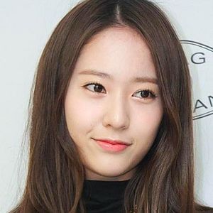 クリスタル（크리스탈 Krystal）