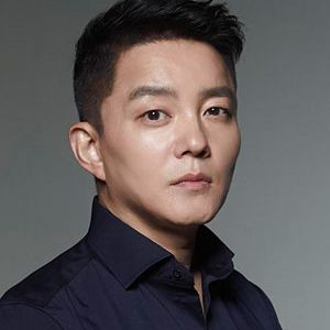 イ・ボムス（이범수 Lee Bum Soo）