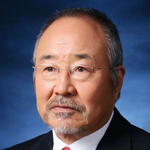 シン・チュンシク（신충식 Shin Chung-Sik）