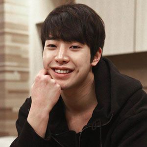 パク・ミヌ（박민우 Park Min Woo）