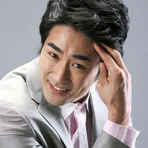 キム・ウヒョン