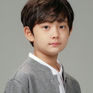 チョン・ヒョンジュン（정현준 Jeong Hyeon-Jun）