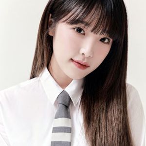 チェ・イェナ（최예나 Choi Ye Na）