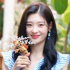 チョン・チェヨン（정채연 Jung Chae-Yeon）