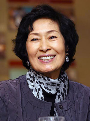 キム・ヘジャ（김혜자 Kim Hyeja）