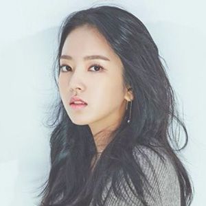 イ・ルビ（이루비 Lee Ruby）