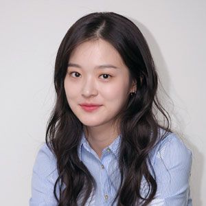 シン・ドヒョン（신도현 Shin Do-Hyunn）