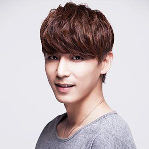 チン・イハン（진이한 Jin Yi-Han）