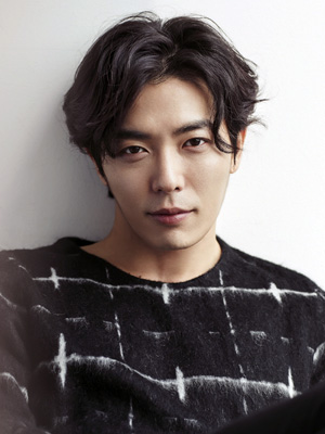 キム・ジェウク（김재욱 Kim Jae-Wook）