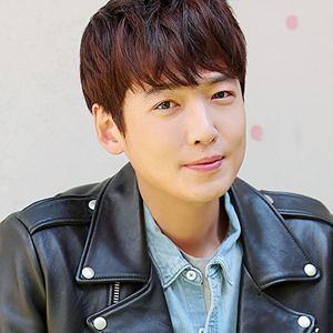 チョン・ギョンホ（정경호 Jung Gyung Ho）